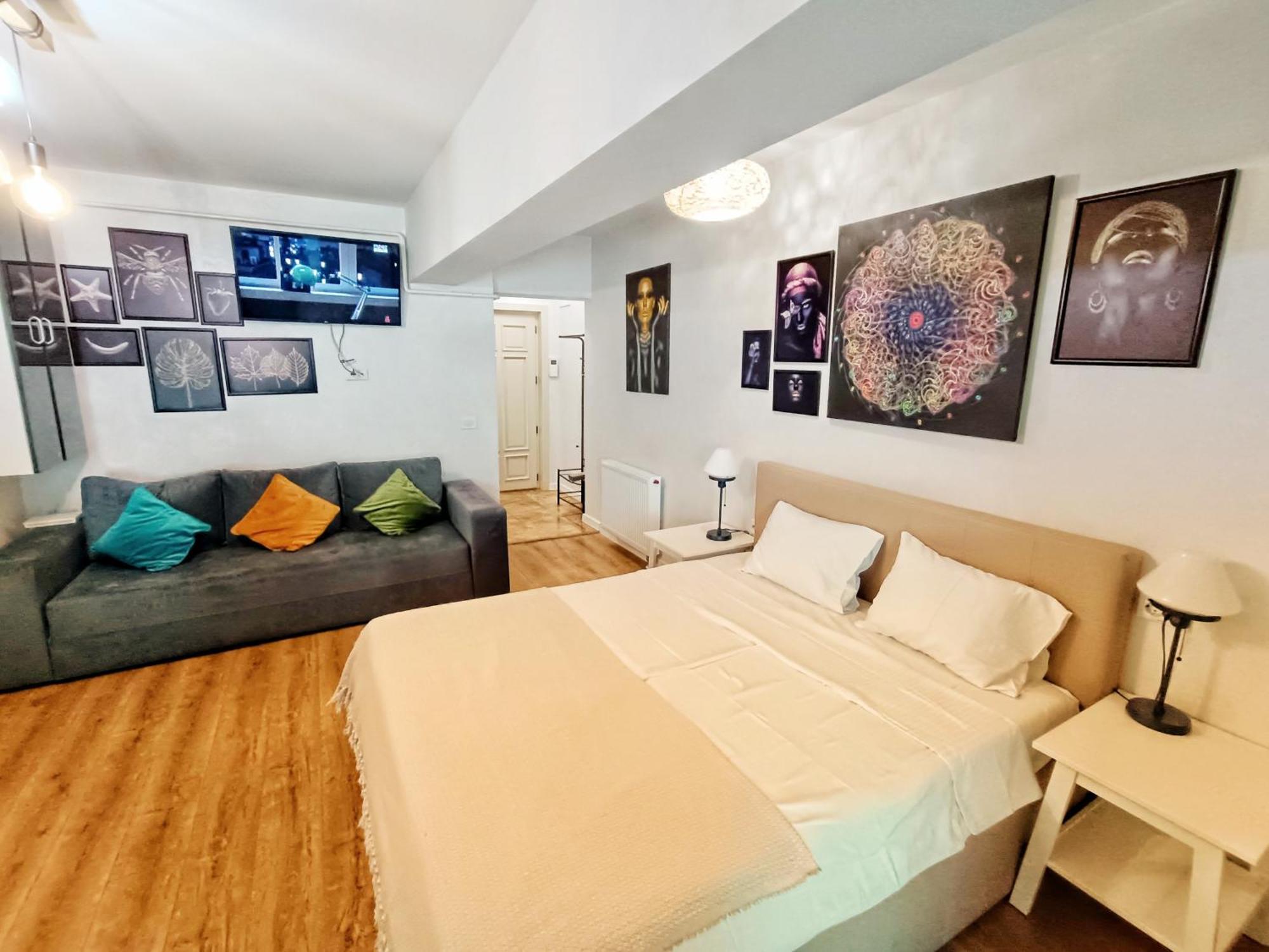 Airport High Class & Parking Apartment Iasi Bagian luar foto