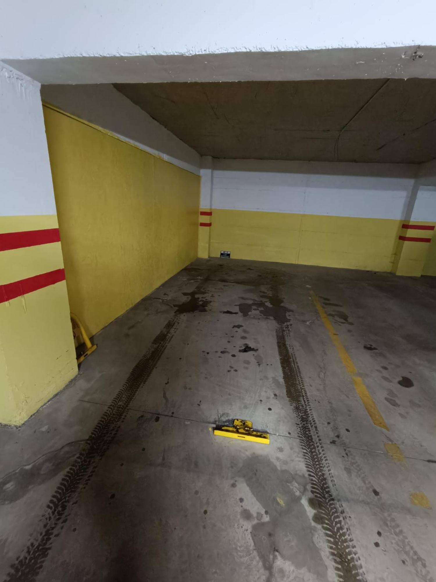 Airport High Class & Parking Apartment Iasi Bagian luar foto